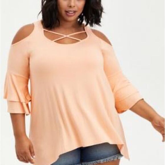 Super Soft Scoop Neck Strappy Cold Shoulder Sharkbite Hem Top size 2x - Picture 1 of 4